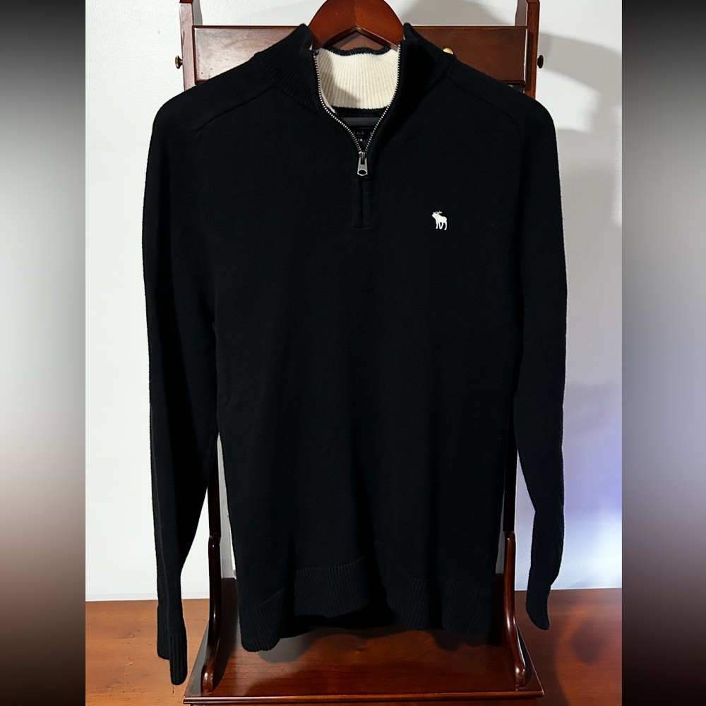Like New Abercrombie & Fitch Men’s Medium Black & Cream Quarter Zip Up Sweater